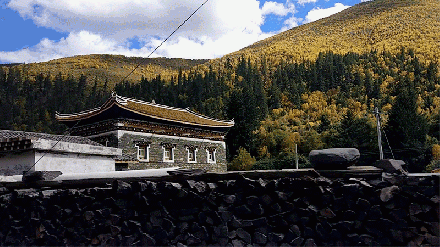 一场连夜出逃的川西行记朝圣贡嘎到秘境莫斯卡